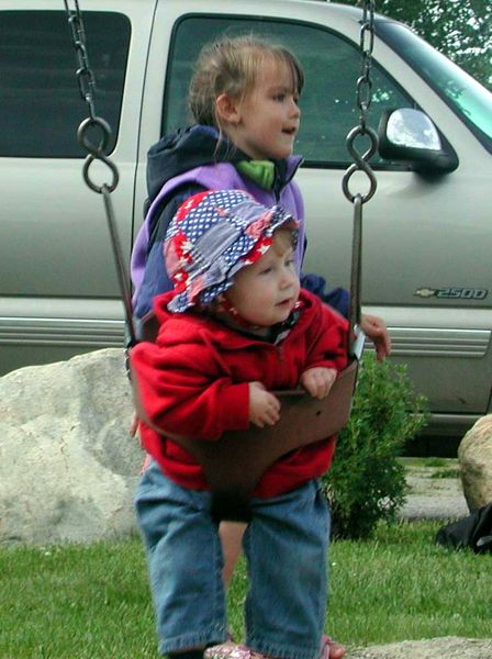 A little help swinging. Photo by Pinedale Online.