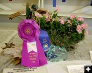 Floral Arrangement. Photo by Pinedale Online.