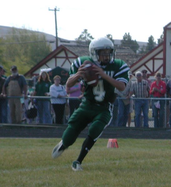 Ready to throw. Photo by Pinedale Online.