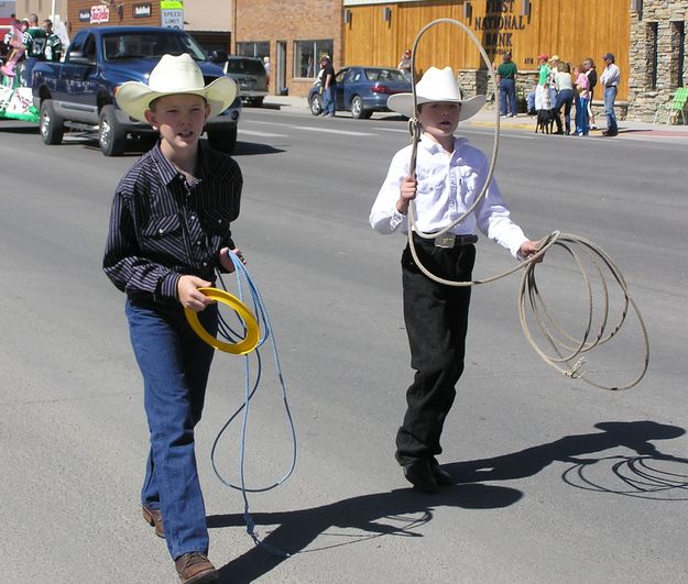 Roping Cowboys. Photo by Pinedale Online.