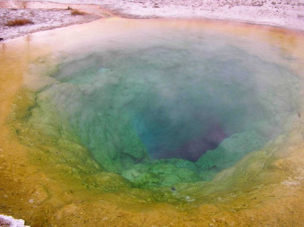 Sapphire blue pool. Photo by Pinedale Online.