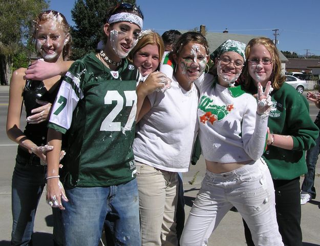 Shaving Cream Girls. Photo by Pinedale Online.