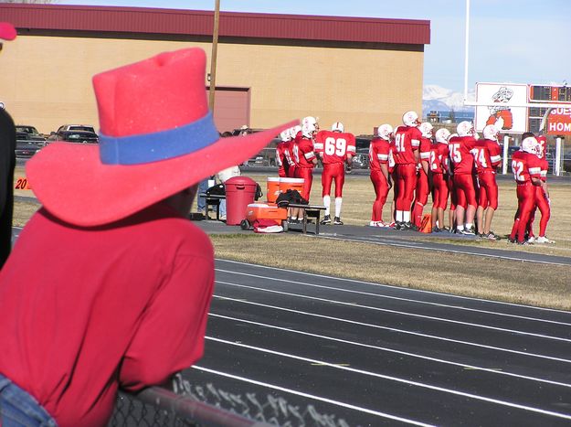 The fans were hyped. Photo by Pinedale Online.