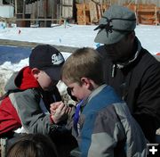 Boys Arm Wrestling. Photo by Pinedale Online.