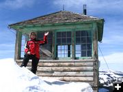 Prospect Peak Lookout. Photo by Debbee Woyciesjes .