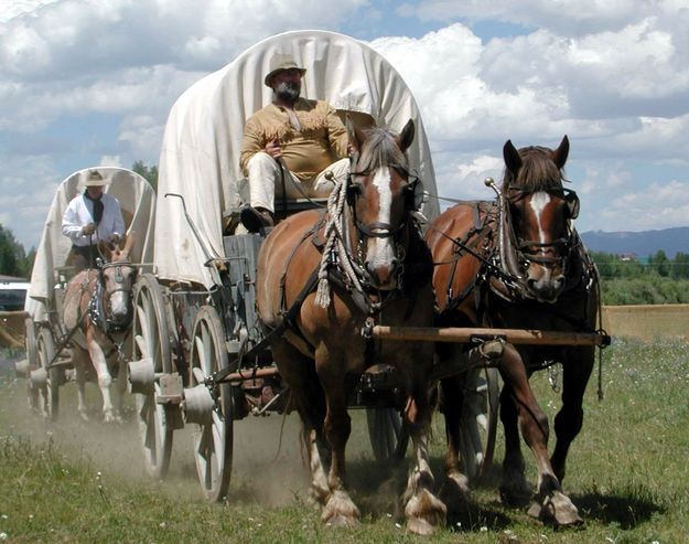 Supply Caravan. Photo by Pinedale Online.