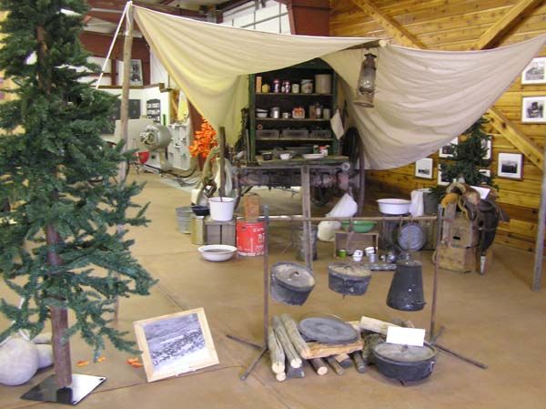 Chuckwagon Exhibit. Photo by Pinedale Online.