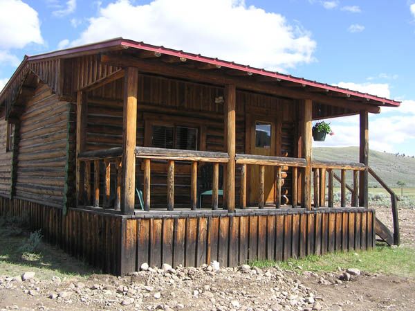 Original restored log cabins. Photo by Pinedale Online.