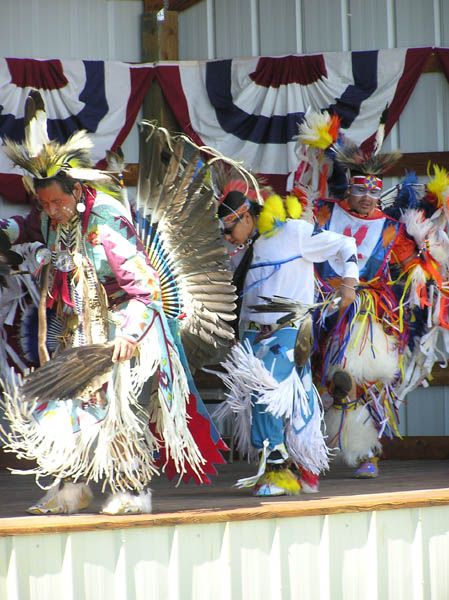 Indian Dancers. Photo by Pinedale Online.