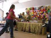 Balloon Darts. Photo by Pinedale Online.