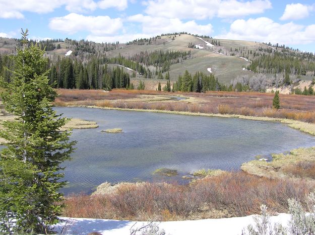 Horse Creek Well Leasing. Photo by Pinedale Online.