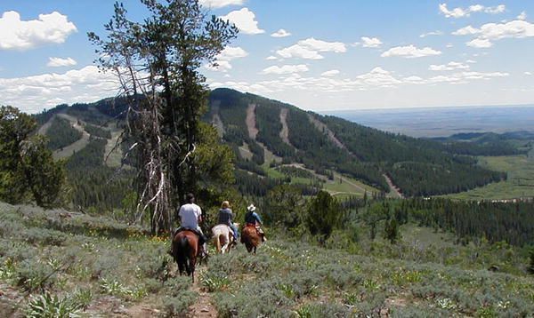 Horseback Riding. Photo by Pinedale Online.