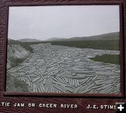 Green River Tie Jam. Photo by Dawn Ballou, Pinedale Online.