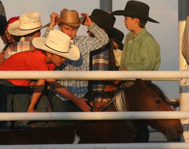 Bareback Horse Riding. Photo by Clint Gilchrist, Pinedale Online.