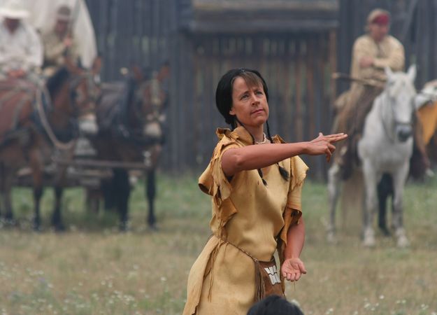 Prayer by Signing. Photo by Clint Gilchrist, Pinedale Online.
