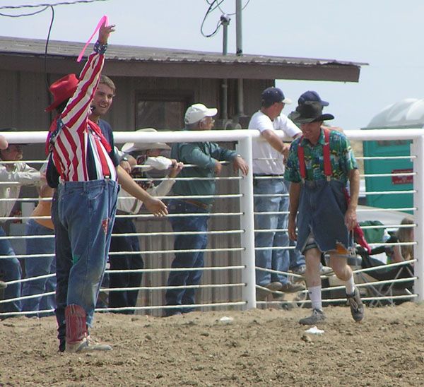 Jake Foster Bull Scrambler. Photo by Dawn Ballou, Pinedale Online.