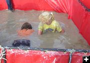 Getting Clean. Photo by Dawn Ballou, Pinedale Online.
