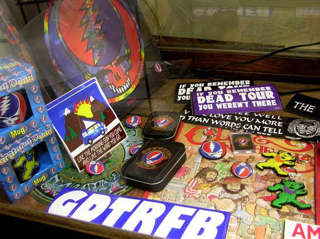 Grateful Dead Memorabiliz. Photo by Dawn Ballou, Pinedale Online.