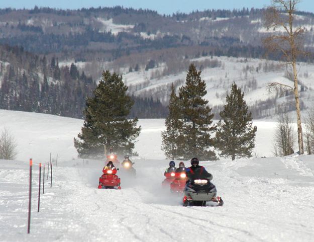 Snowmobilers. Photo by Clint Gilchrist, Pinedale Online.