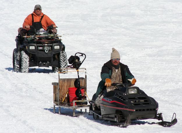 Bringing in the Catch. Photo by Pinedale Online.