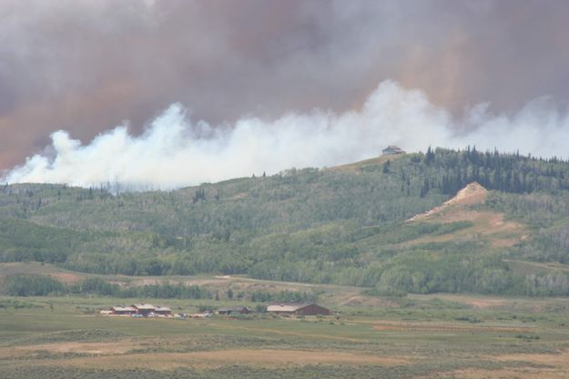 Fire moves toward home. Photo by Clint Gilchrist, Pinedale Online.