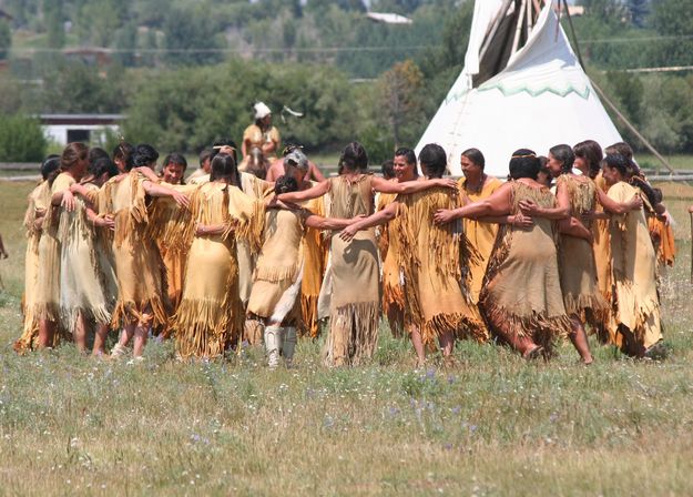 Shoshone Indian Dance. Photo by Clint Gilchrist, Pinedale Online.