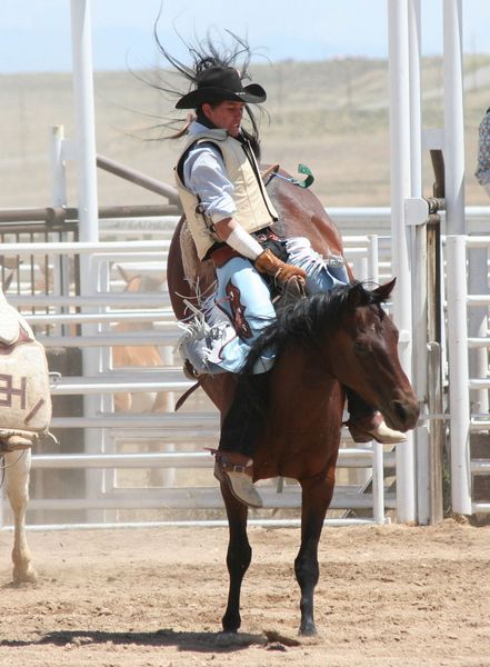 Bareback Ride. Photo by Clint Gilchrist, Pinedale Online.