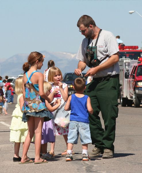 Candy and Toys. Photo by Clint Gilchrist, Pinedale Online.