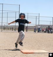 Running to 1st Base. Photo by Pam McCulloch, Pinedale Online.