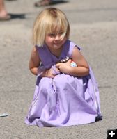 Getting Candy. Photo by Clint Gilchrist, Pinedale Online.