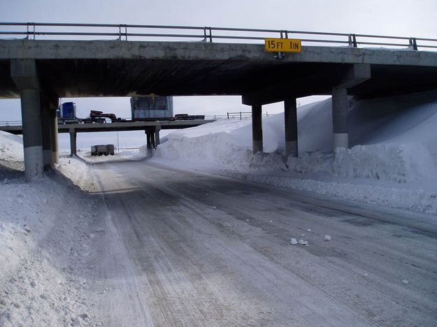 I-80 Snow. Photo by Tim McGary, WYDOT.