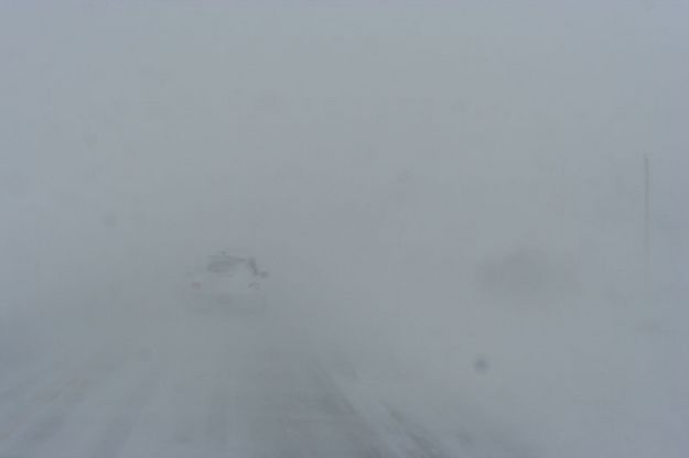 Hwy 352 white out. Photo by Clint Gilchrist, Pinedale Online.