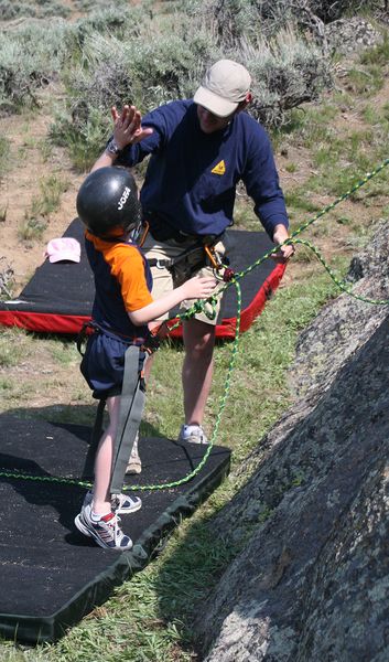 High Five. Photo by Pam McCulloch, Pinedale Online.