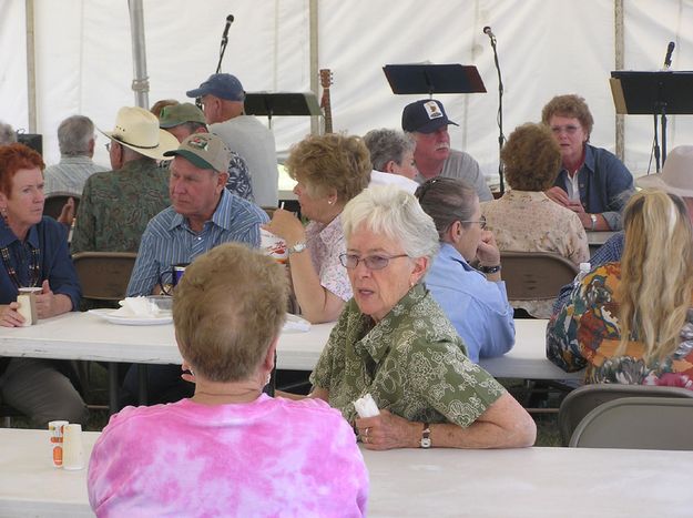 Visiting with Friends. Photo by Bob Rule, KPIN 101.1 FM.