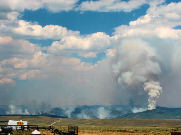 Fire spread 3:15 PM. Photo by Karen Rozzell.