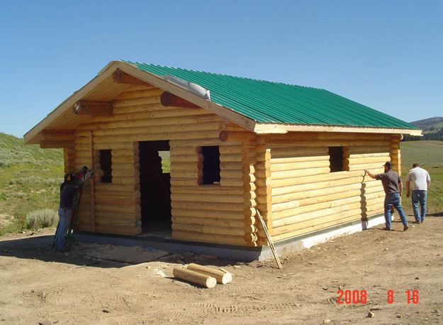 Blind Bull Cabin. Photo by Hubert Smith, Sweetwater Snopokes Snowmobile Club.