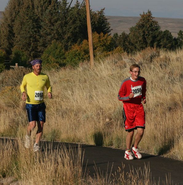 Made it up the hill. Photo by Dawn Ballou, Pinedale Online.