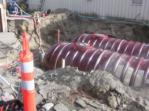 Tanks in place. Photo by Bob Rule, KPIN 101.1 FM.