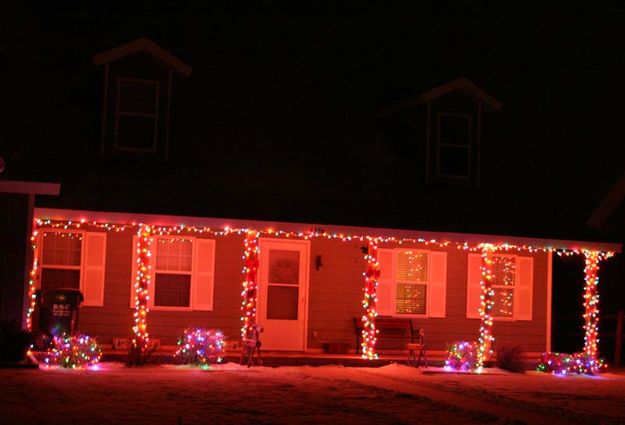 Porch lights & columns. Photo by Dawn Ballou, Pinedale Online.