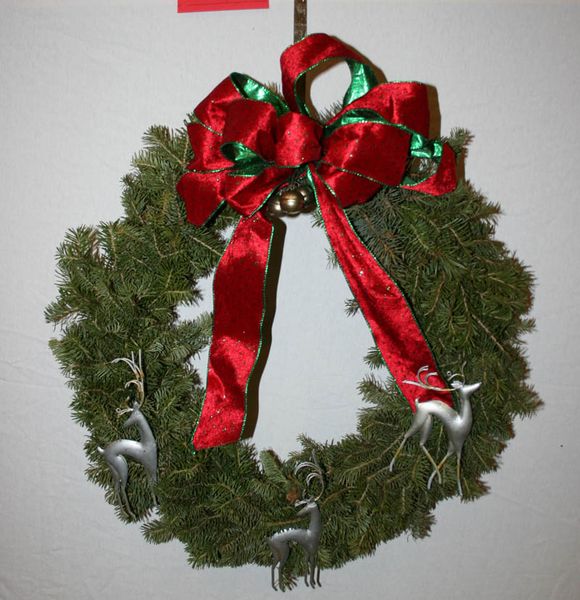 Sublette Center Wreath. Photo by Dawn Ballou, Pinedale Online.