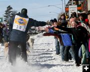 Jerry Bath Start. Photo by Dawn Ballou, Pinedale Online.