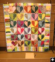 Quilt for AWW. Photo by Dawn Ballou, Pinedale Online.
