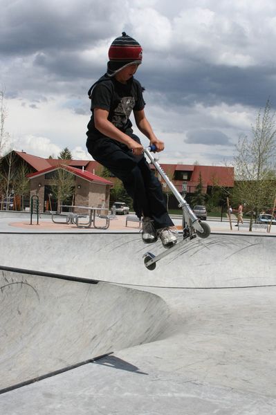 Catching Air. Photo by Dawn Ballou, Pinedale Online.