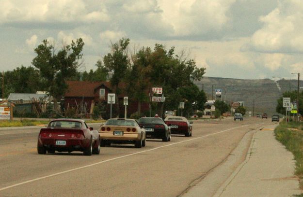 Caravan. Photo by Dawn Ballou, Pinedale Online.