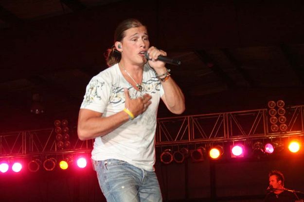 Jason Michael Carroll. Photo by Dawn Ballou, Pinedale Online.