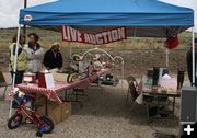 Auction. Photo by Pam McCulloch, Pinedale Online.