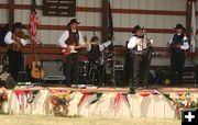 Doo Wah Riders. Photo by Dawn Ballou, Pinedale Online.