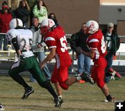 Fake Punt. Photo by Clint Gilchrist, Pinedale Online.