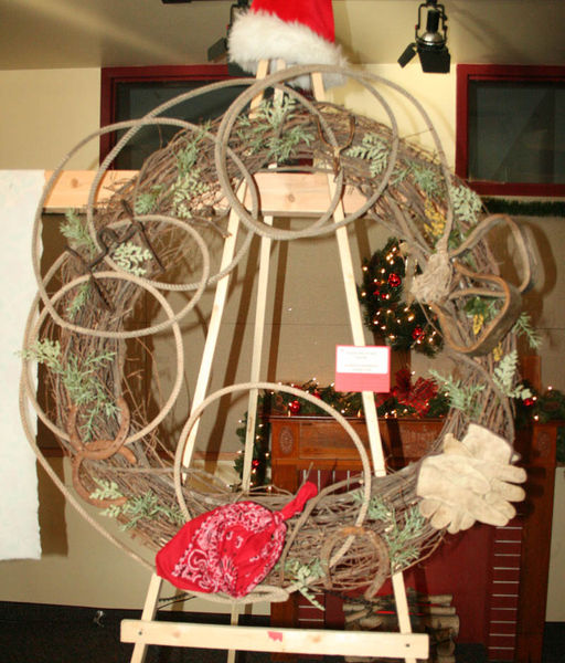 McKenzie Meningitis wreath. Photo by Dawn Ballou, Pinedale Online.