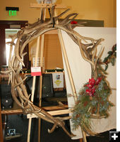 Ultra wreath by Jesse Early. Photo by Dawn Ballou, Pinedale Online.